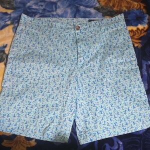 Vineyard Vines Aqua and White Patterned Shorts